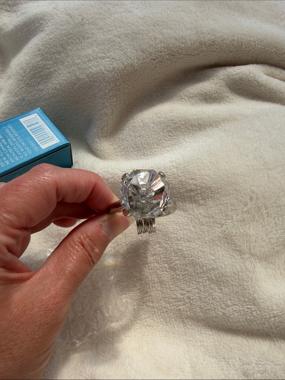 Avon diamond ring key chain